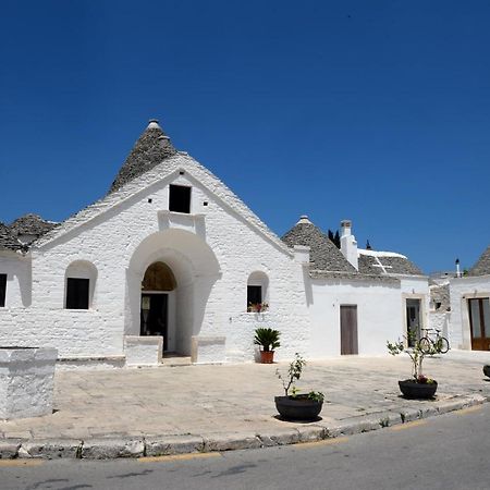 Trullo Vino & Amore Alberobello Exterior photo